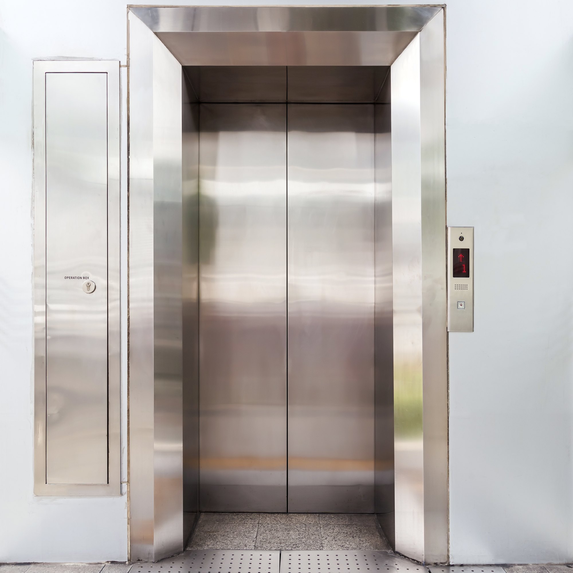 telescopic sliding door passenger lift